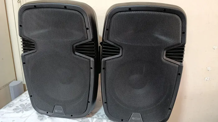 Caixa CSR 5512a Par Amplificada/Passiva 12'' 200w