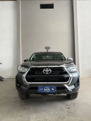 Toyota Hilux CD SRV 4X4 2.8 TDI Diesel Aut. 2021