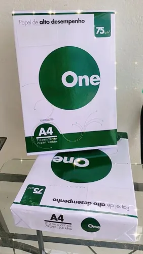 Resma com 500 folhas de ofício A4