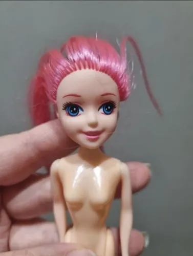 boneca cabelo rosa