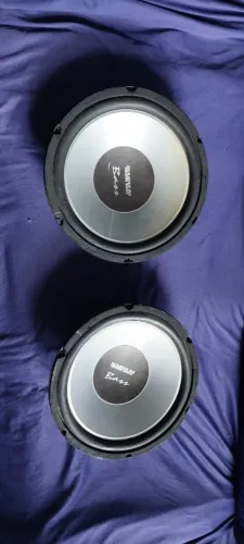 Par de Subwoofers