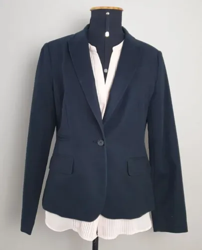 Blazer social feminino preto Cortelle Renner Tam G