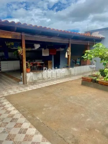 Casa à venda, 3 quartos, Minas Gerais - Uberlândia/MG - Rotina Imobiliária