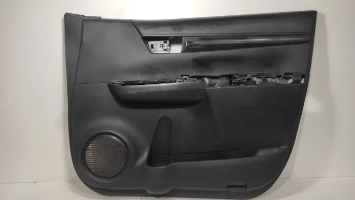 Forro De Porta Dianteiro Direito Toyota Hilux 2021