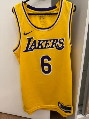 Camisa Lakers LeBron James #6 - Amarela - Nike
