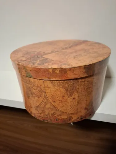 Caixa Cartonada vintage - Grande, bem conservada e linda!!!