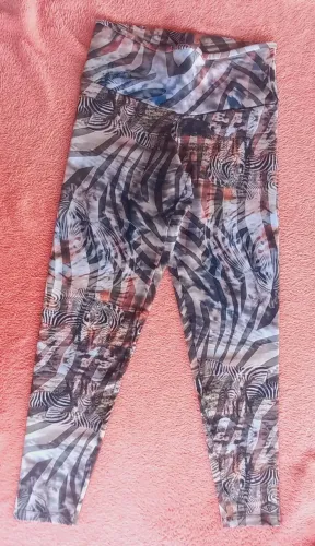 Legging seminova da marca FIT LI - Adulto