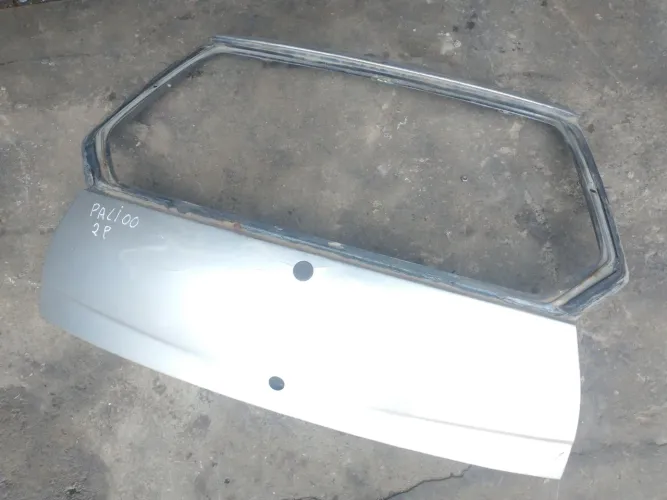 Tampa traseira fiat/Palio 98/00