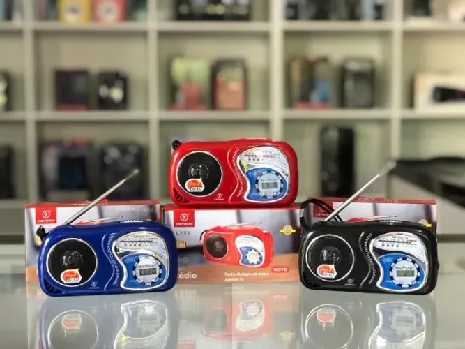 ?Rádio-Relógio de bolso ?
