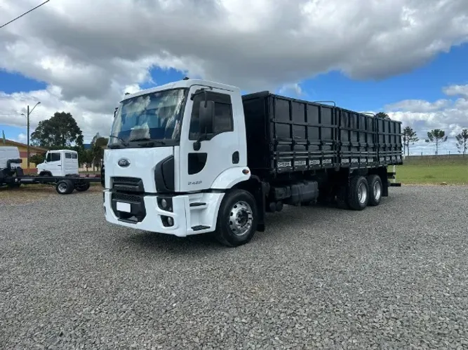 Ford Cargo 2422 ano 2012 raridade ultimo sem arla - filé n 2428 1620 vm 260 24250 1518 113