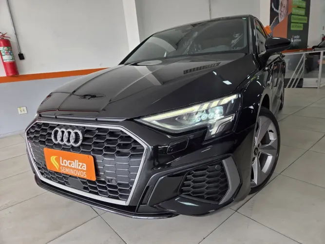 Audi A3 Sedan S-line 2.0 TFSI S-tronic 2023