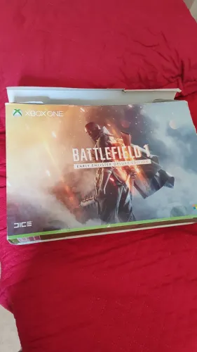 Xbox one série especial impecável funcionando perfeitamente acompanha 2 controles orig