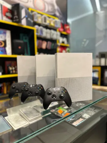 Microsoft Xbox One S 500gb / Perfeito Estado / Loja Niterói