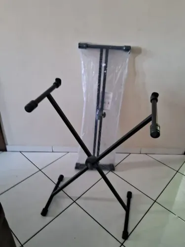 Suporte p/teclado 