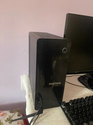Vendo cpu positivo 8gb