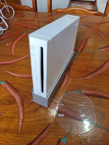 Nintendo Wii com 3 jogos originais, 3 controles e Nunchuk