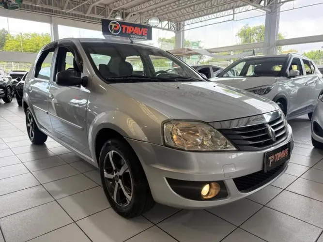 Renault Logan Expression Flex 1.6 16V 4P 2012