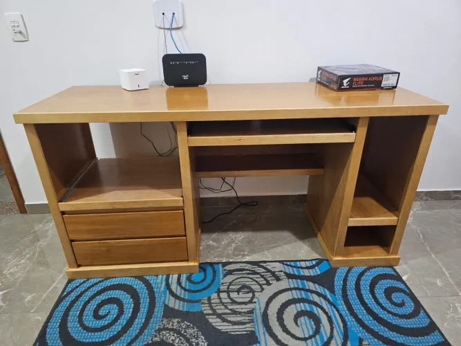 Vendo mesa de computador