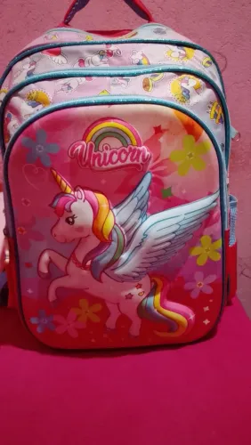 Vendo mochila infantil 75 contato watsapp *08)