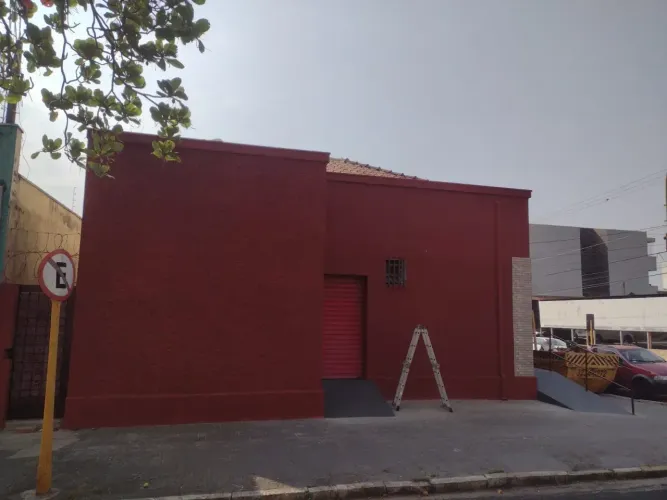 Salão Comercial para aluguel com 70m² localizado no Centro