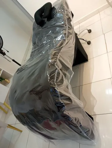 Maca luxo SEMI NOVA ! tecido Suede com CAPA Por 550
