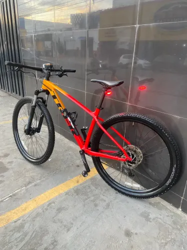 Bicicleta - Bike Trek Marlin 7