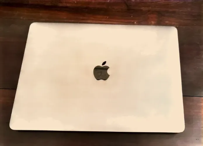 MacBook Pro 13 2019 em excelente estado de conservação