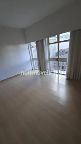 Apartamento á venda 3 quartos no Santa Lúcia