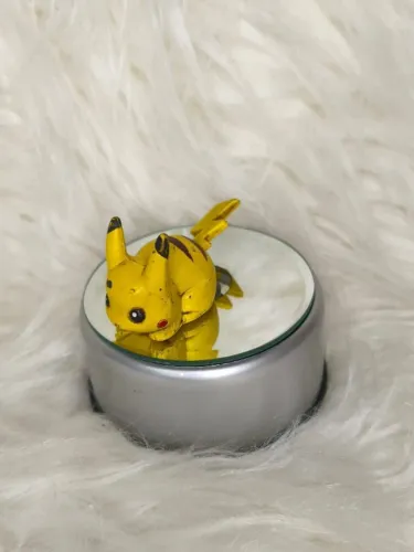 Pikachu - Miniatura Colecionável