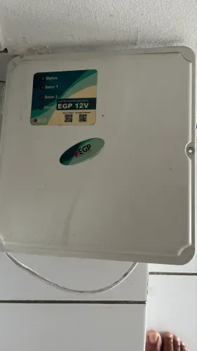 Central de Alarme e Cerca elétrica.