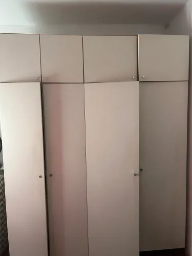 Guarda roupa usado