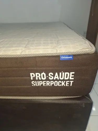 Cama de casal Ortobom