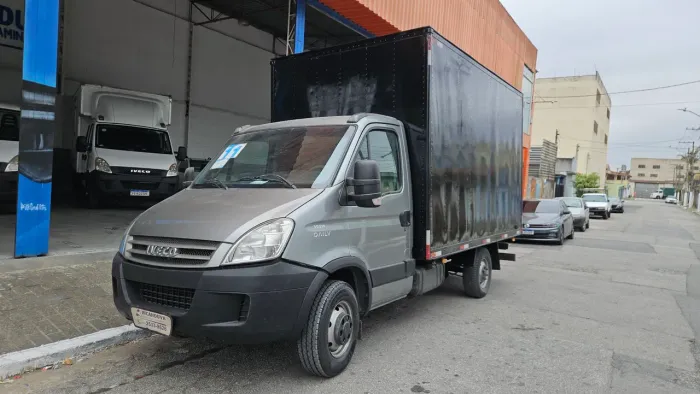 Iveco 35s14 2011