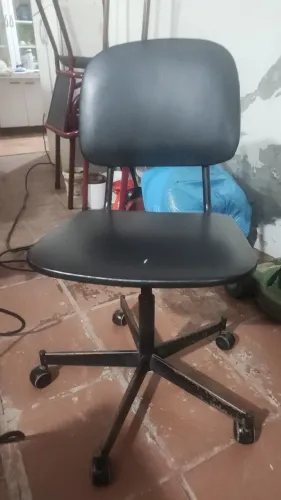 Cadeira de escritório preta