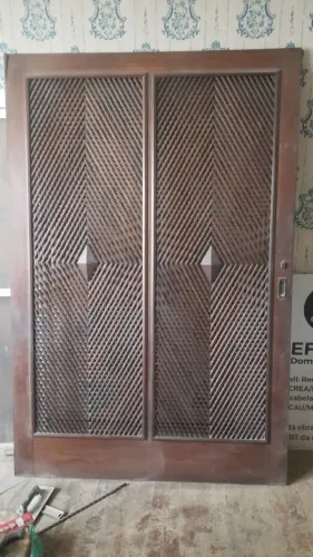Porta trabalhada