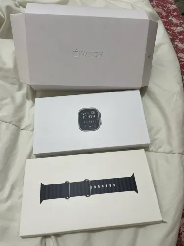 Apple Watch Ultra 2 na caixa