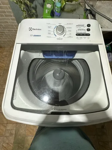 Máquina de lavar Eletrolux 17kg Essential care