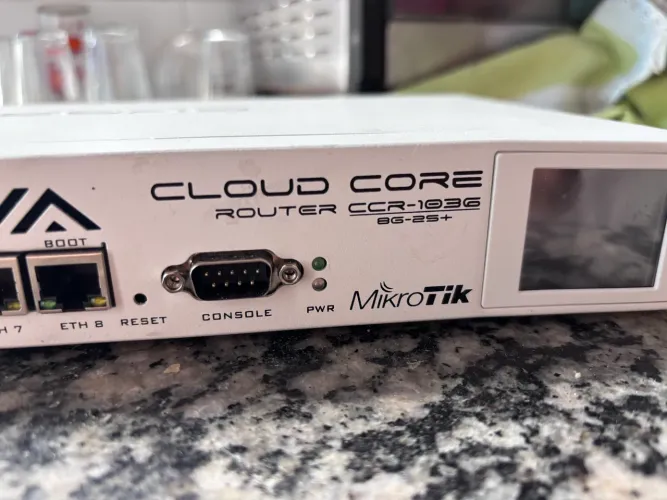 Mikrotik CCR 1036 SEMINOVA !!