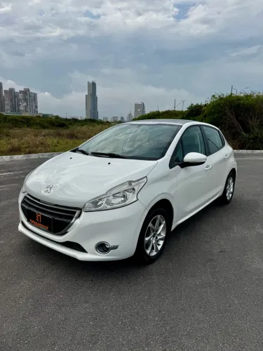 Peugeot 208 Allure 1.5 Flex 8V 5P 2014