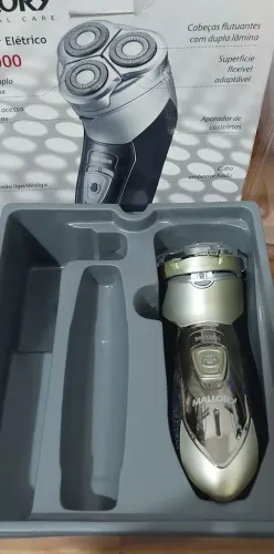 Barbeador Elétrico Defeito tira peças