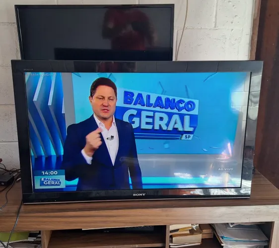 Vendo TV LCD Sony 40"