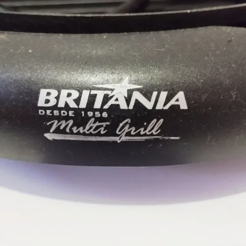 Vendo grill zero bala, muito novo Valor 100