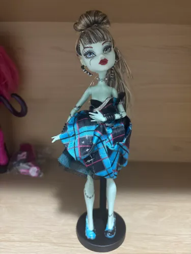 monster high frankie festa incompleta