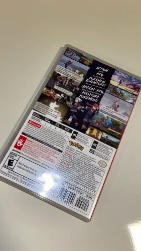 Pokémon Legends: Arceus - Nintendo Switch - Mídia Física