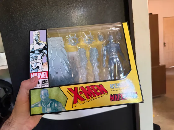Ice man Mafex reservado
