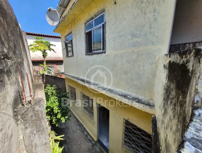 Imóvel multifamiliar em vila com 2 casas à venda em Piedade, Rio de Janeiro - RJ