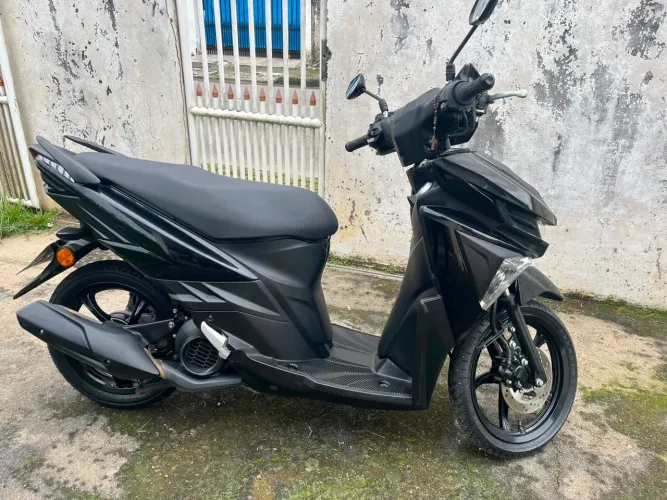 Vendo moto Yamaha 125 quitada