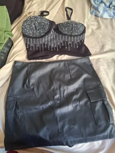 Desapego: Roupas e Bota Conservadas