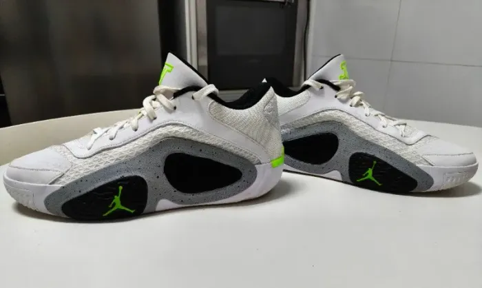Nike Jordan Tatum 2 "Neon" - Tamanho US 11 - 43 BR
