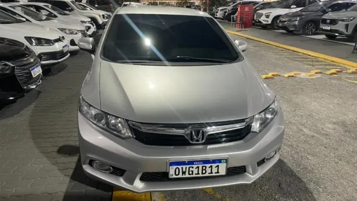 Honda Civic Sedan LXR 2.0 Flex Aut. 2014 *BAIXA KM*